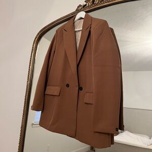 Brown/ Camel padded shoulder blazer
